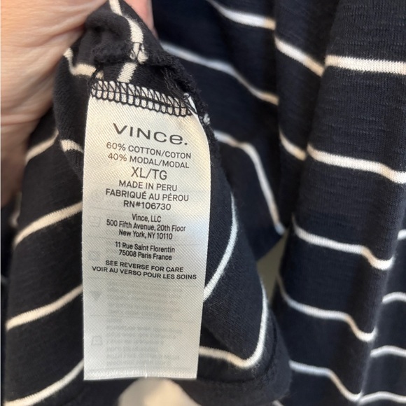 Vince Cotton and Modal Crew Neck Long Sleeve Tee. Size XL - Picture 4 of 6